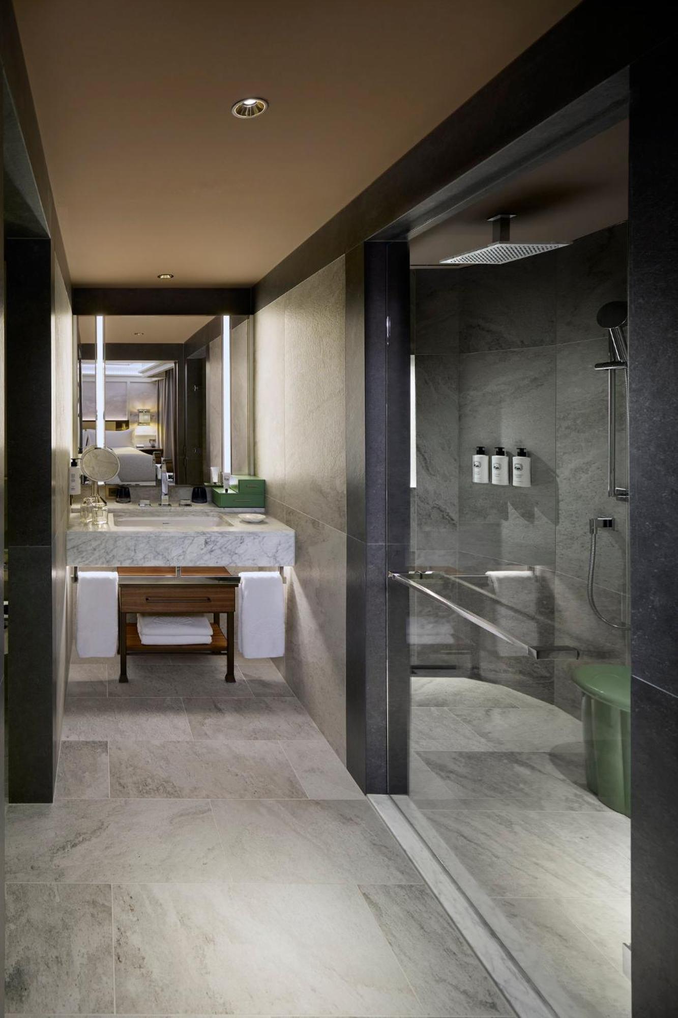 Mandarin Oriental Savoy, Zurich Hotel Exterior photo